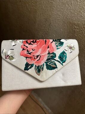 Ivory Floral Embroidered Envelope Clutch